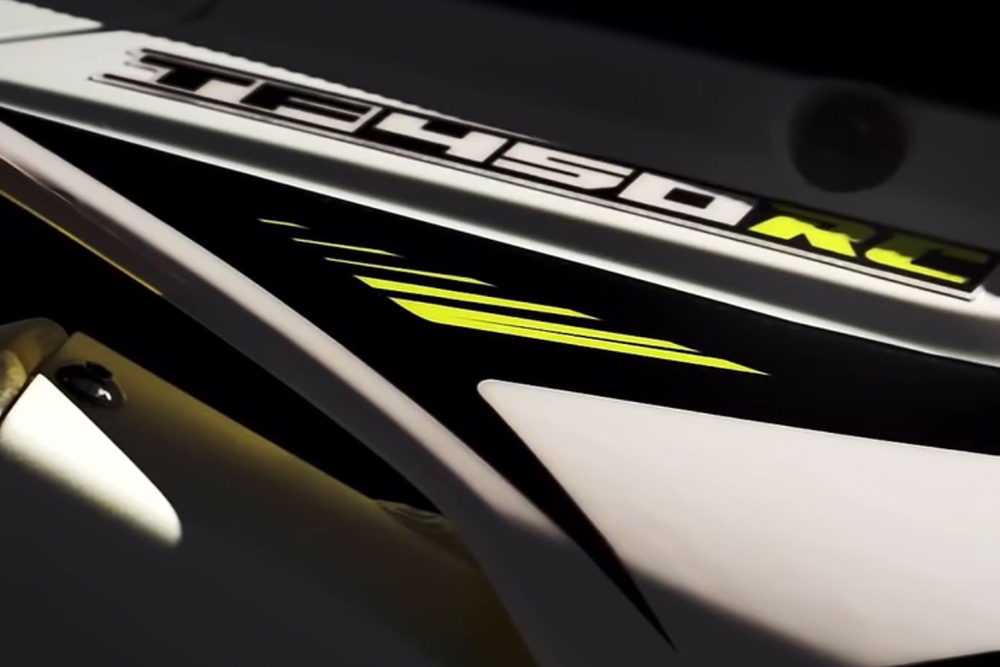 2025-triumph-tf450rc-first-look
