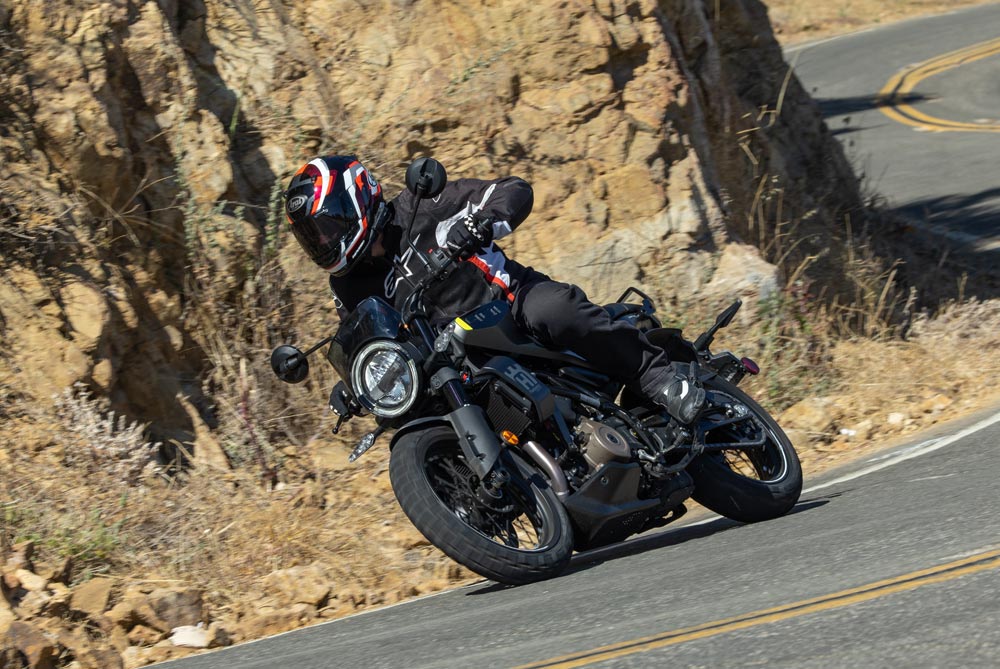 2024 Husqvarna Svartpilen 401 canyon riding 2024 Husqvarna Svartpilen 401 canyon riding