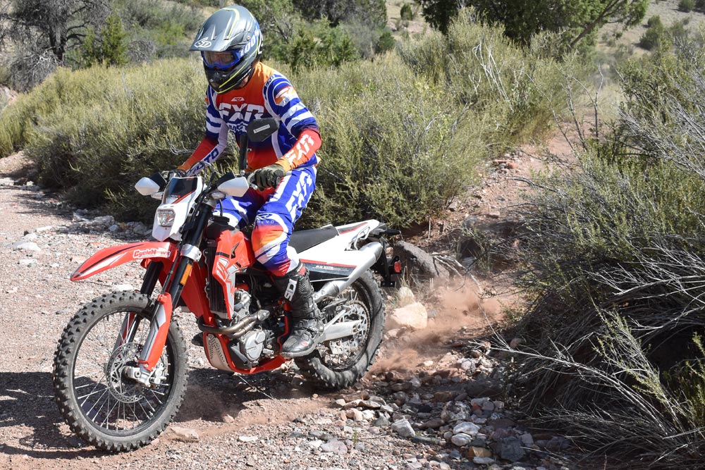 2024 SWM RS300R off-roading 2024 SWM RS300R off-roading