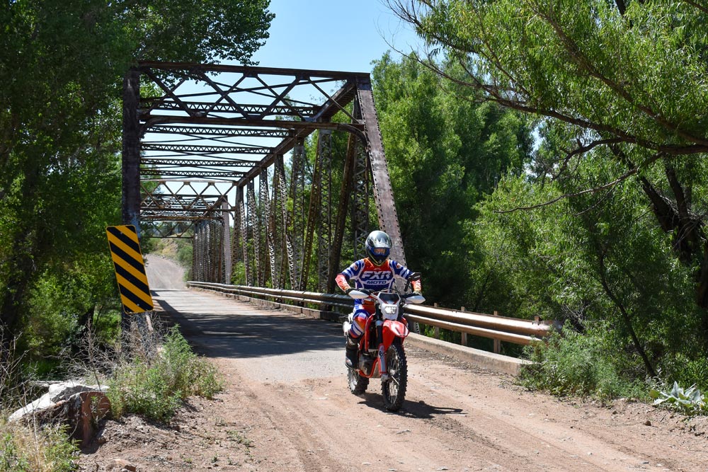 2024 SWM RS300R trail riding 2024 SWM RS300R trail riding