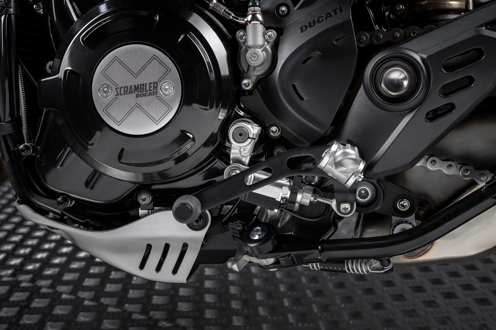 2025 Ducati Scrambler Full Throttle engine