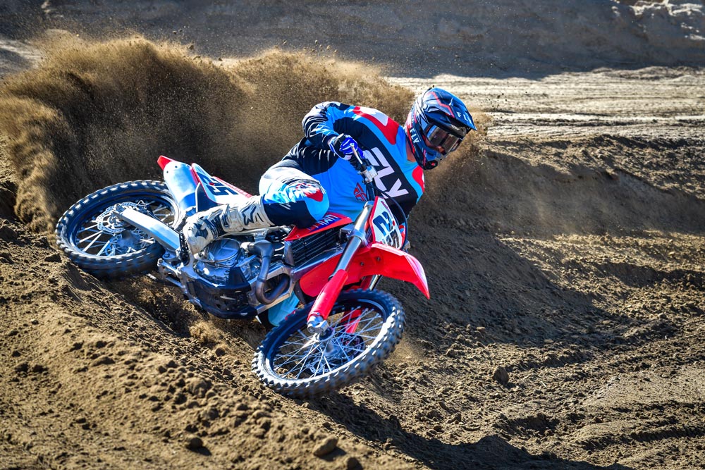 2025 Honda CRF450R action 2025 Honda CRF450R action