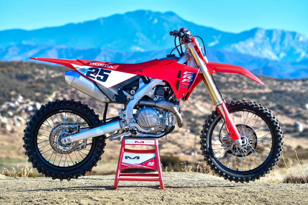 2025 Honda CRF450R right side 2025 Honda CRF450R right side
