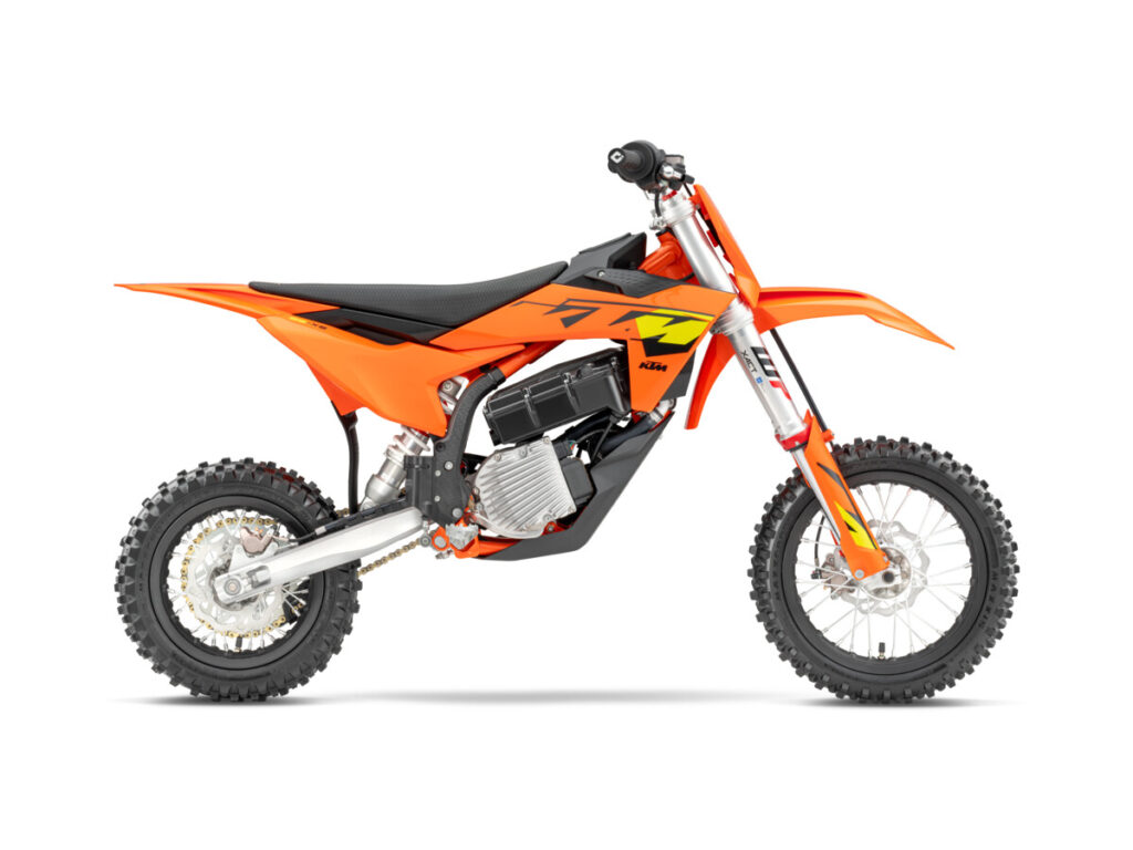 2025 KTM SX-E 5 right side
