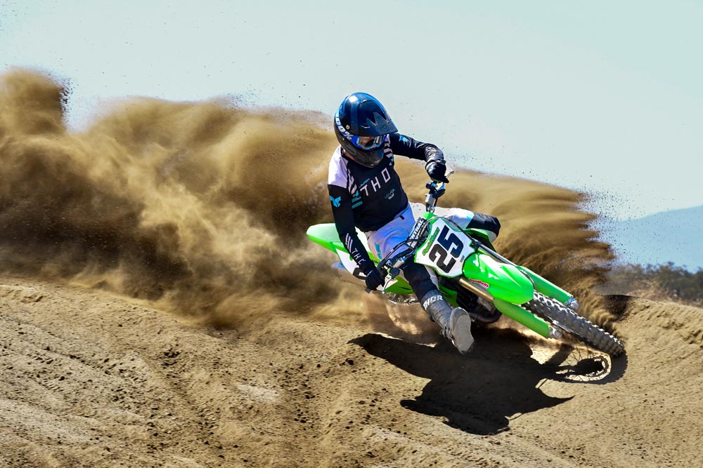2025 Kawasaki KX450 at MX track 2025 Kawasaki KX450 at MX track