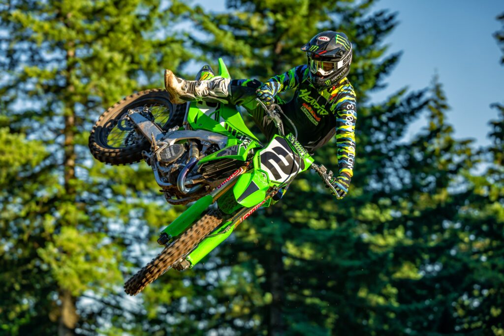 2025 Kawasaki KX450SR jumping