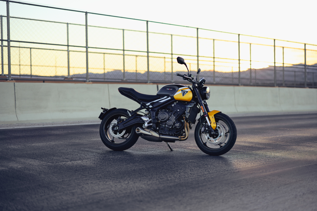 2025 Triumph Trident 660 right side