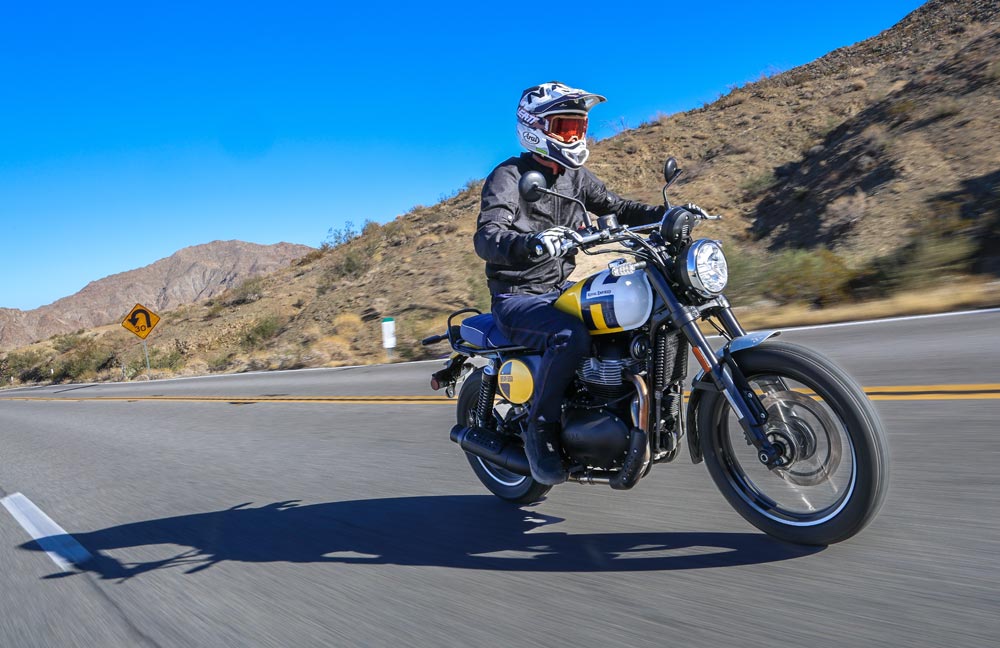 2025 Royal Enfield Bear 650 action 2025 Royal Enfield Bear 650 action