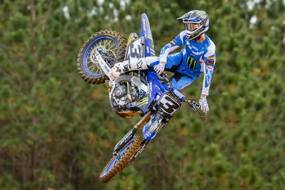 Eli-Tomac-2025-supercross-cycle-news