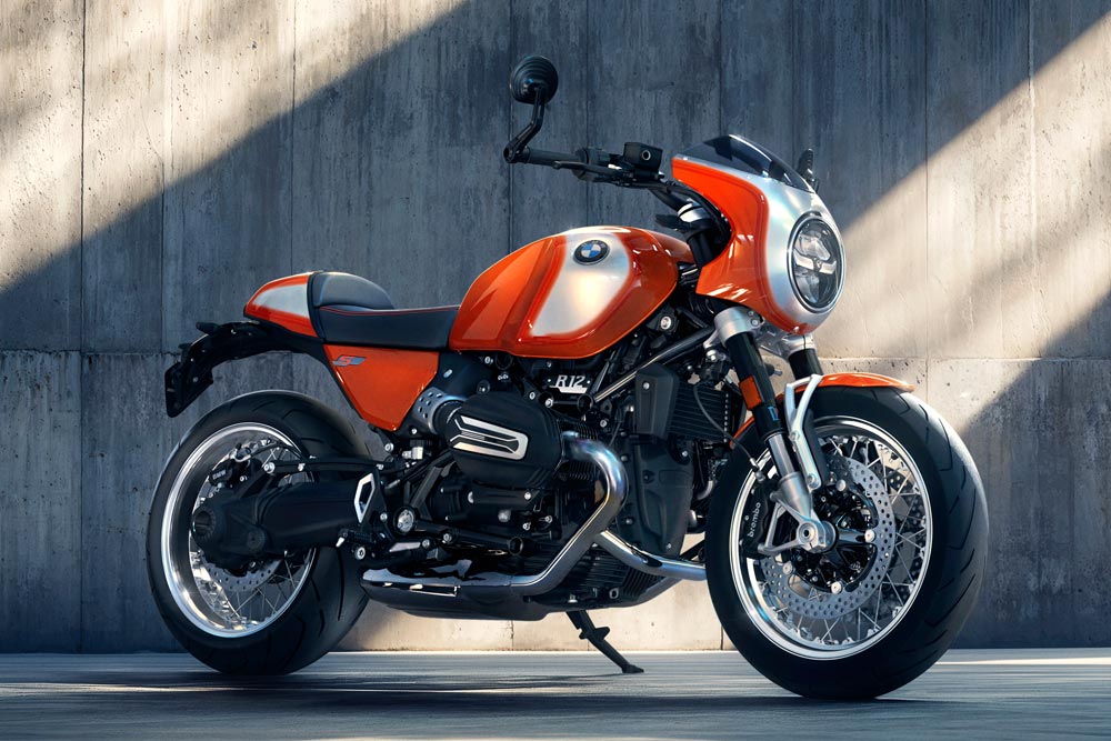 2025 BMW R 12 S right side