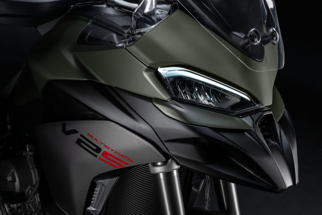 2025 Ducati Multistrada V2 S Storm Green (2)