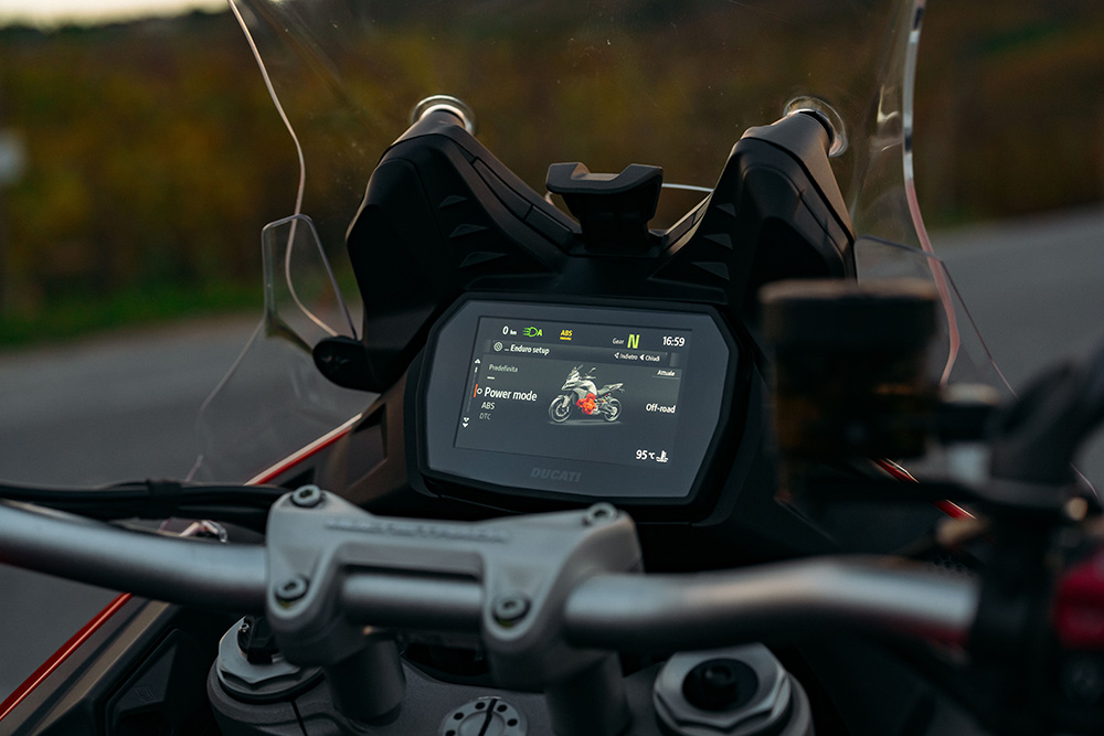 2025 Ducati Multistrada V2 dash