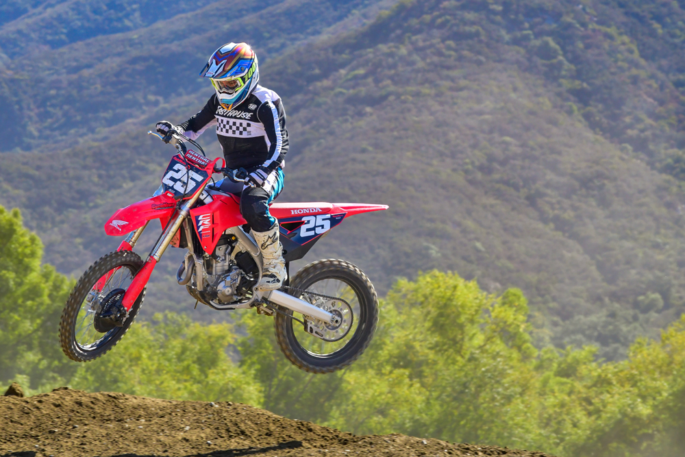 2025 Honda CRF250R action 2025 Honda CRF250R action
