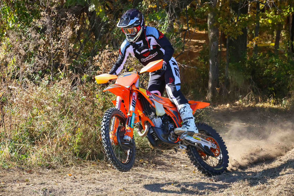 2025 KTM 350 XC-F Factory Edition action 2025 KTM 350 XC-F Factory Edition action