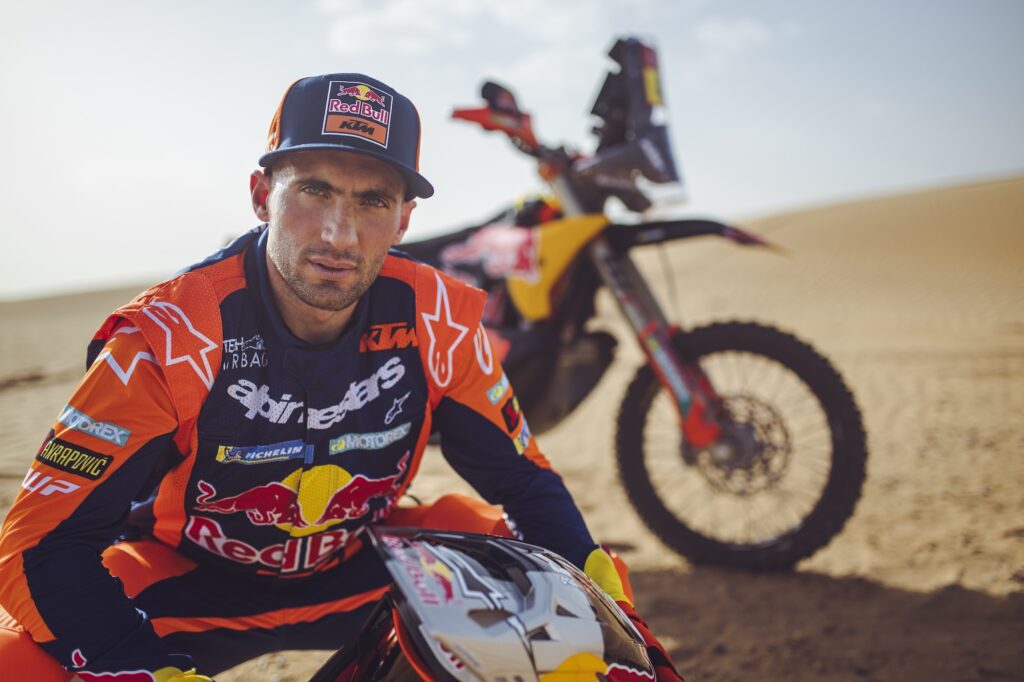 Kevin Benavides #47