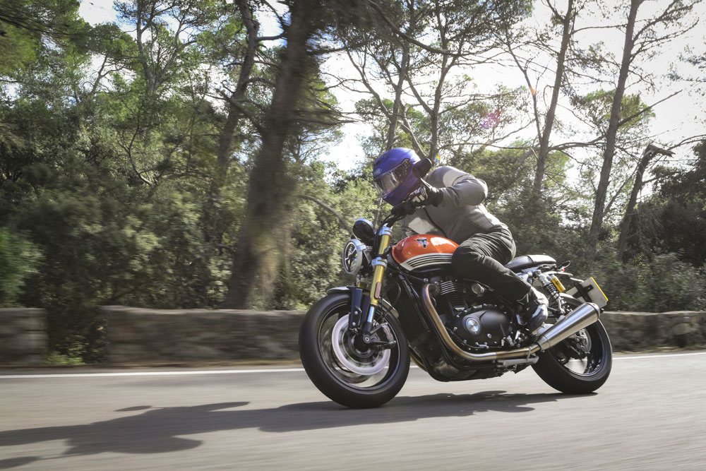 2025 Triumph Speed Twin 1200 RS action 2025 Triumph Speed Twin 1200 RS action