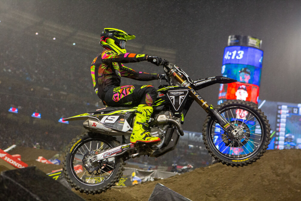 2025-anaheim-2-supercross-cycle-news-smith