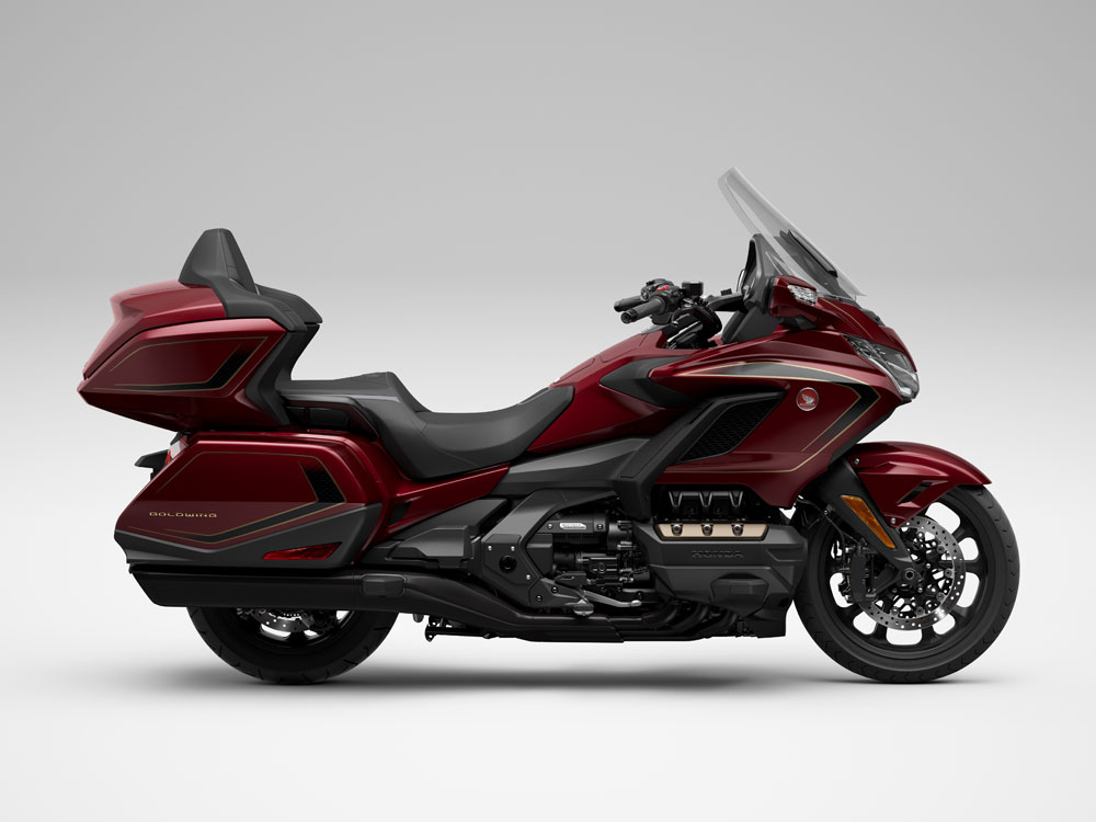 2025 Honda Gold Wing right side