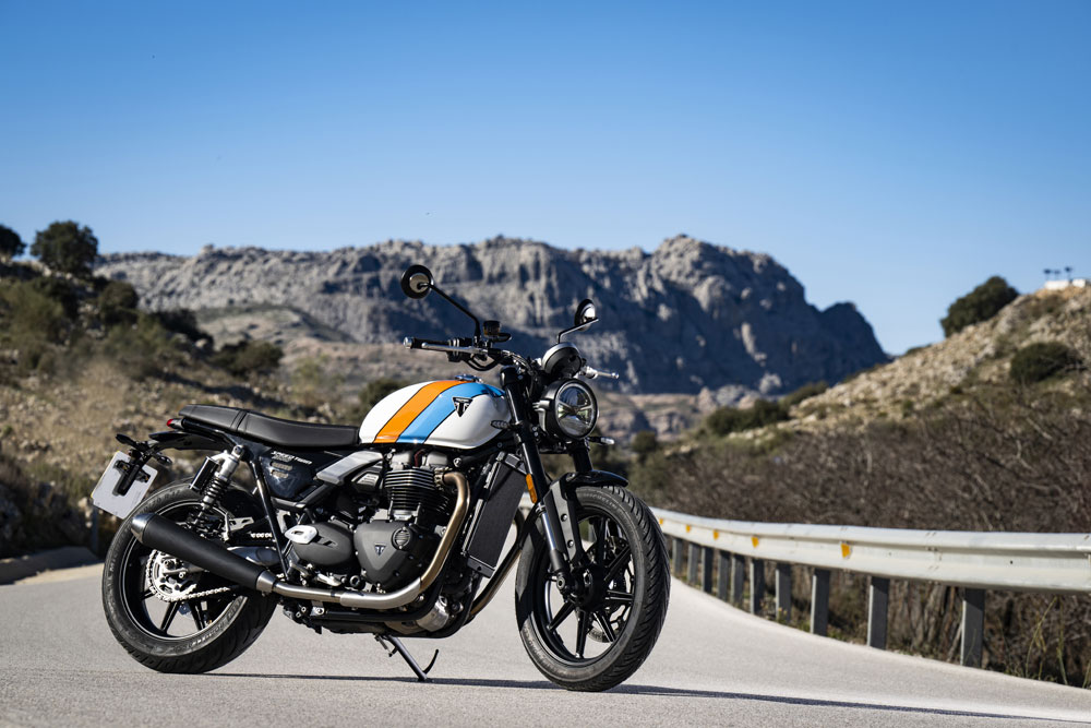 2025 Triumph Speed Twin 900 Specifications