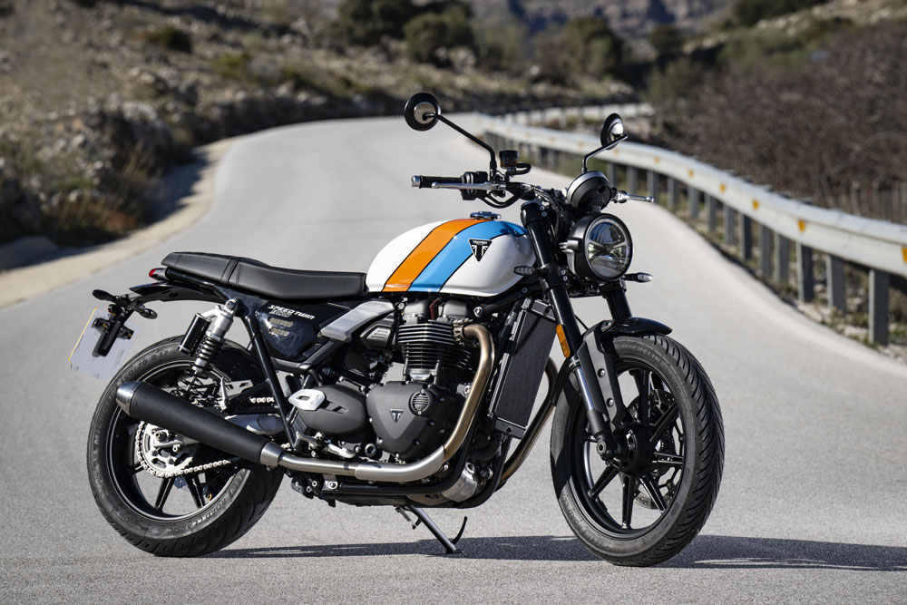 2025 Triumph Speed Twin 900 right side 2025 Triumph Speed Twin 900 right side