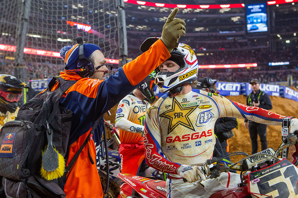 2025-arlington-supercross-cycle-news-barcia