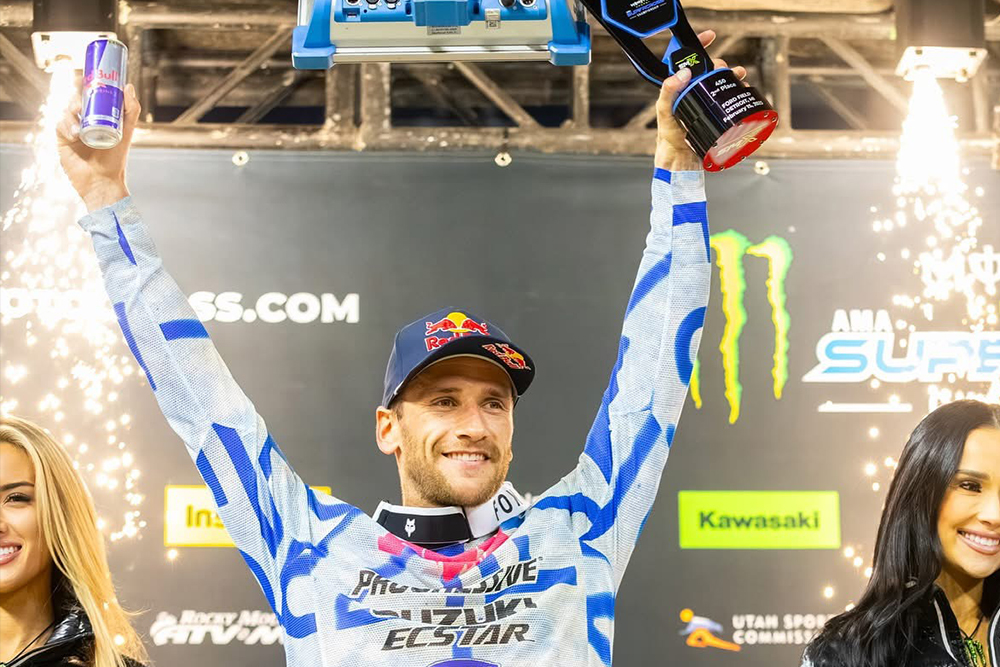 2025-detroit-supercross-cycle-news-roczen