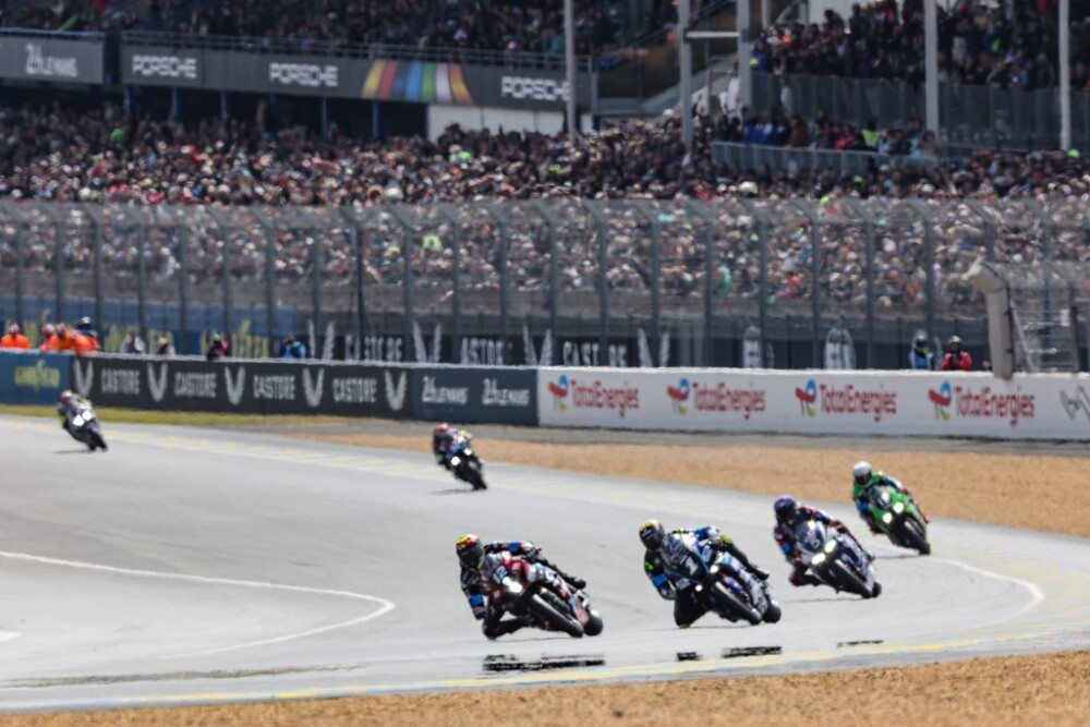 EWC racing