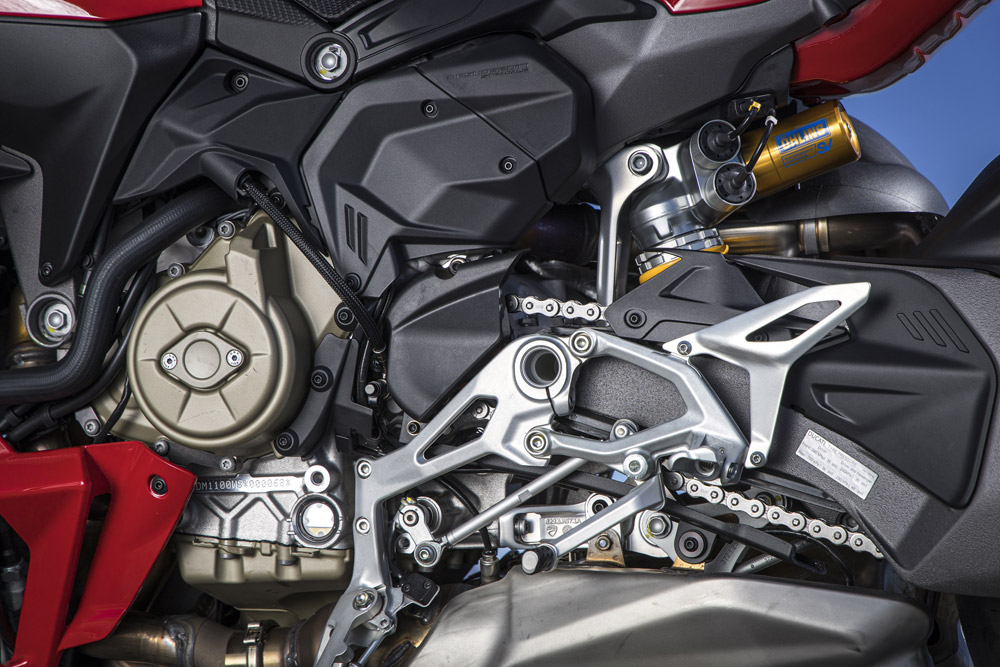 2025 Ducati Streetfighter V4 S engine 2025 Ducati Streetfighter V4 S engine
