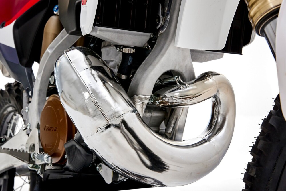 2025 Fantic XE300 2T exhaust