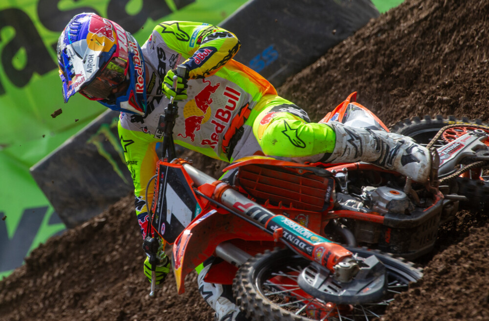 2024-east-rutherford-supercross-cycle-news-vialle