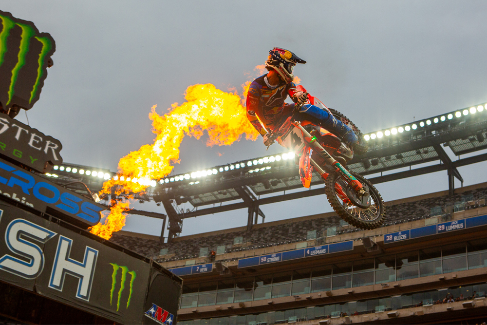 2024-east-rutherford-supercross-cycle-news-sexton