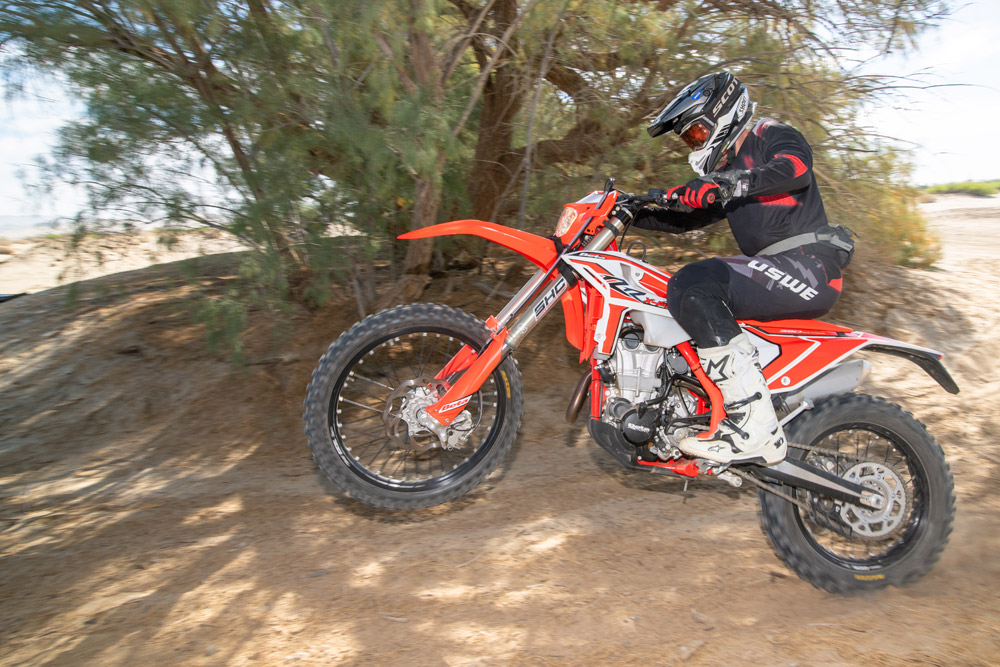 2025 Beta 390 RR X-Pro action