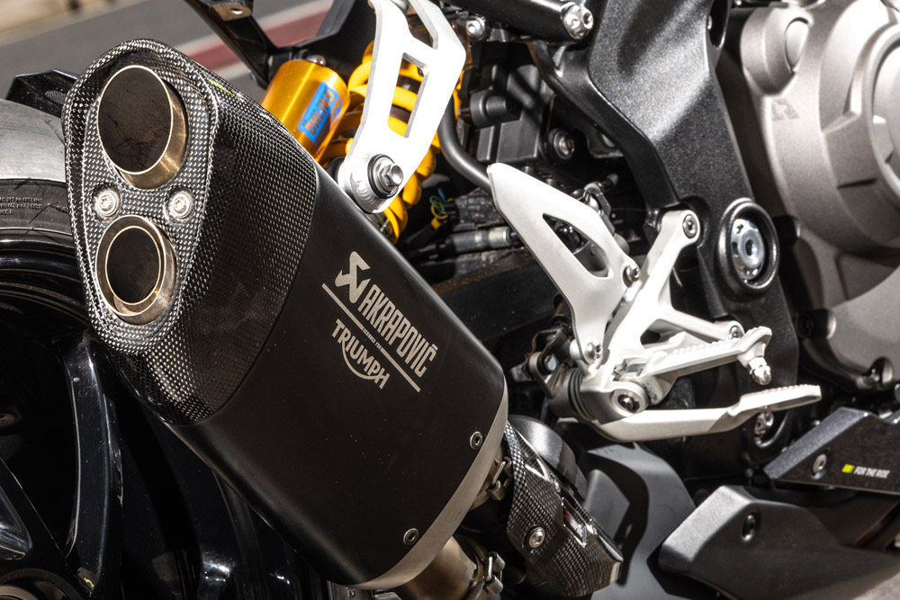 2025 Triumph Speed Triple 1200 RX exhaust