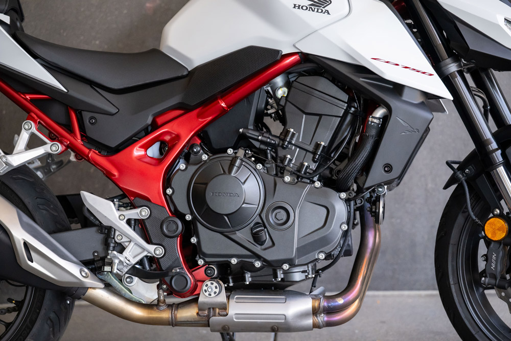 2025 Honda CB750 Hornet engine