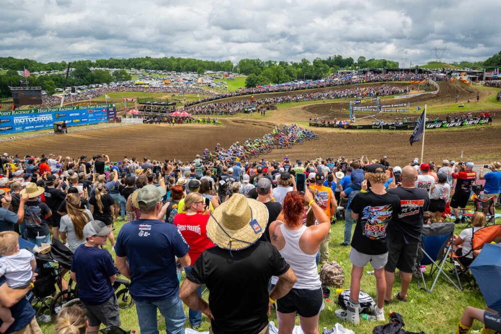 High Point Pro MX race start. Photo Align Media