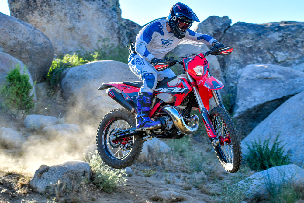 2026 Rieju MR Pro 300i Review - Cycle News