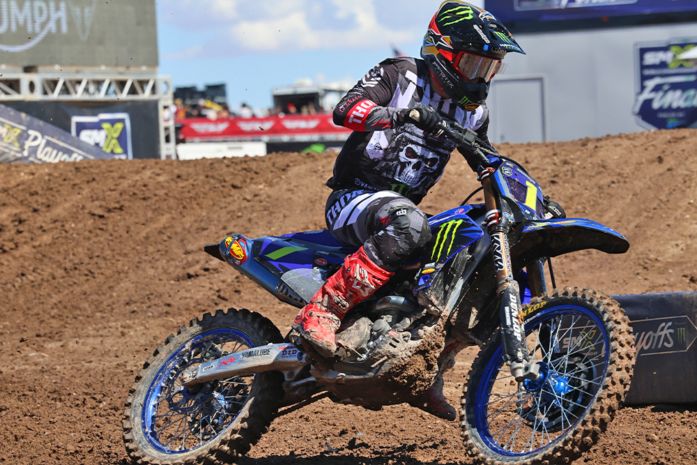 2025-las-vegas-supermotocross-playoffs-cycle-news-deegan
