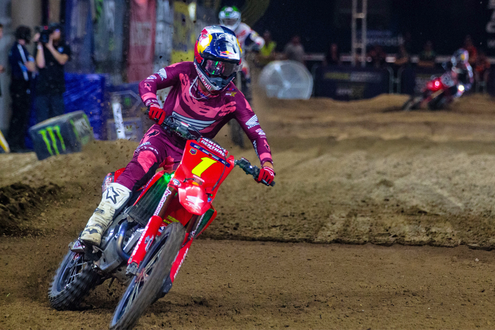 2025-supermotocross-playoffs-st-louis-cycle-news-jett