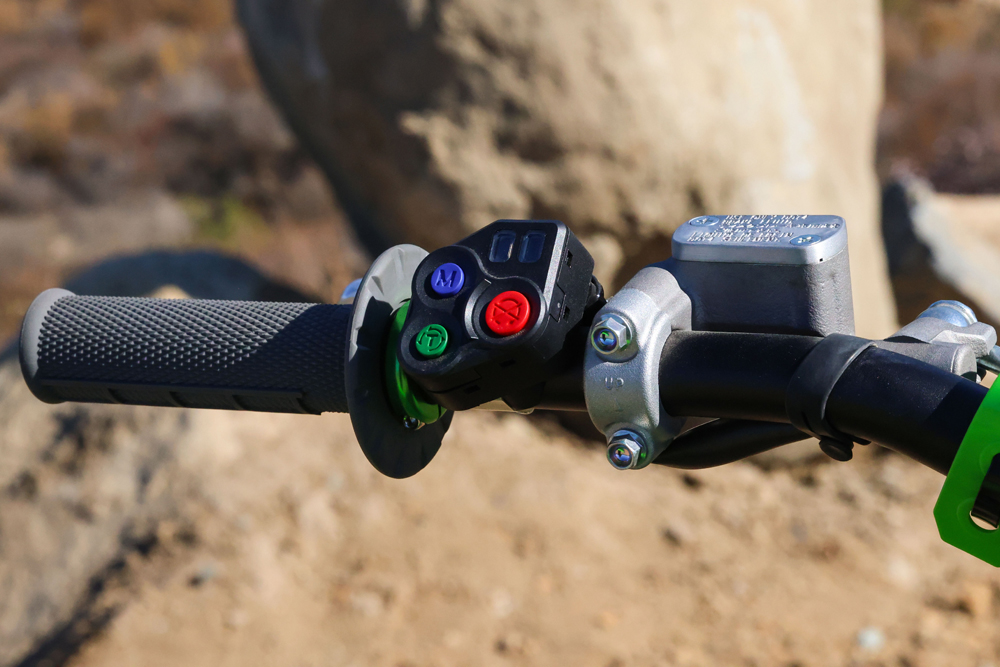 2026 Kawasaki KX450 handlebar controls 2026 Kawasaki KX450 handlebar controls