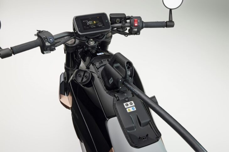 Honda WN7 First Look and Specifications Honda’s first steps into the full size electric motorcycle market unveiled in the WN7.
