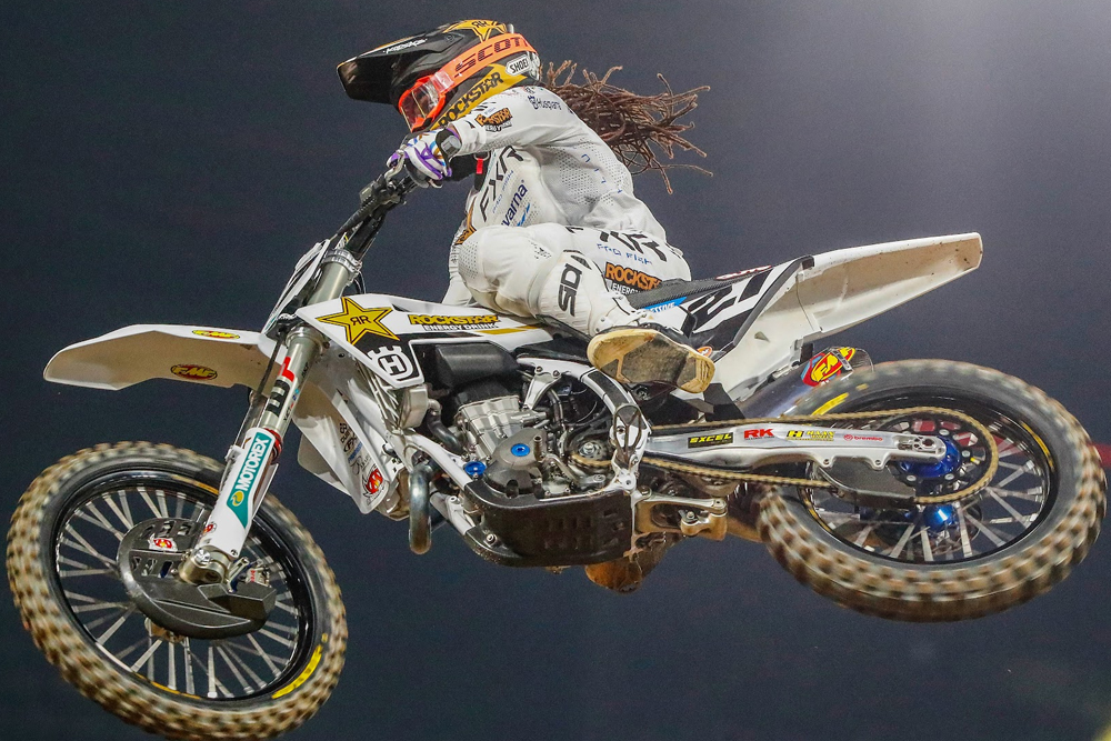 2025-paris-supercross-cycle-news-stewart