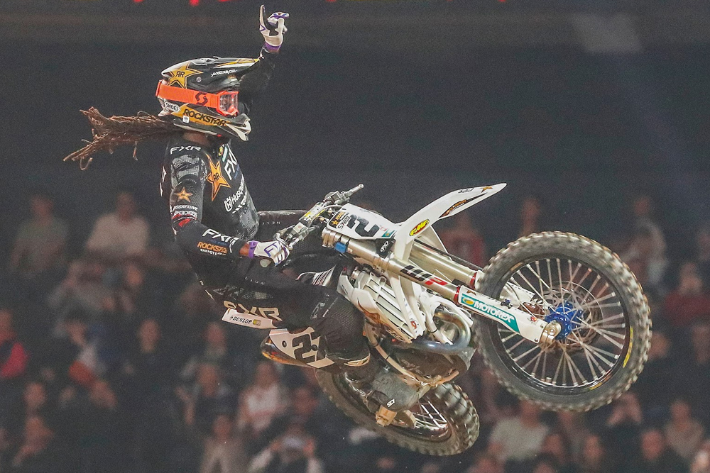 2025-paris-supercross-cycle-news-stewart