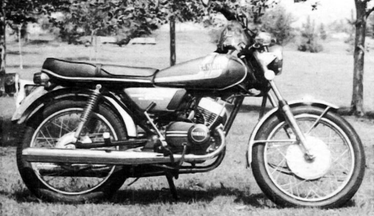 Cycle News Archives Yamaha RD200