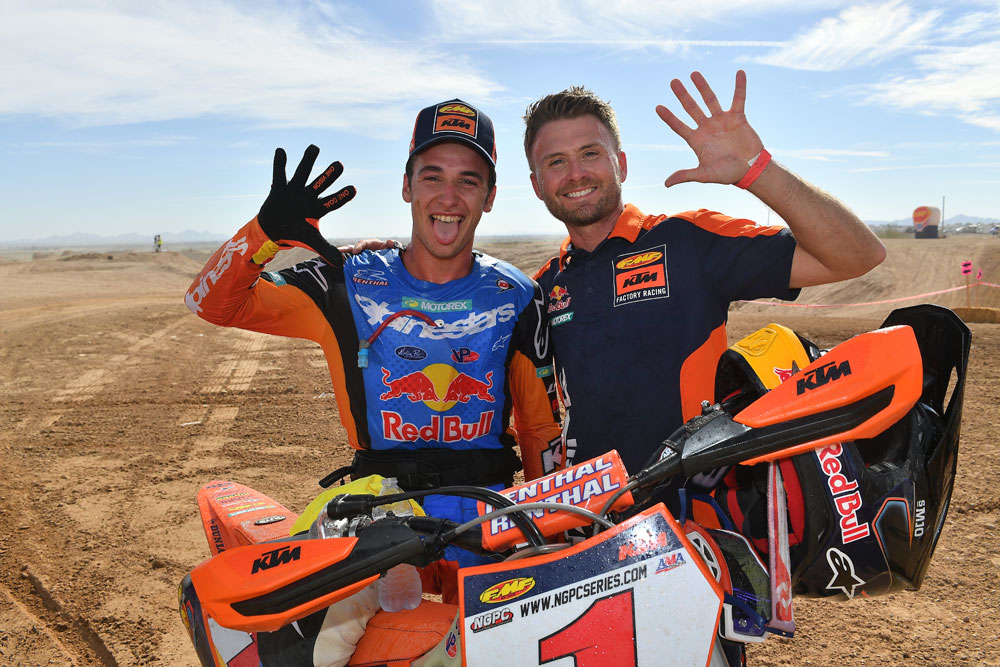 Dante Oliveira and his mechanic Bobby Dawson Dante Oliveira and his mechanic Bobby Dawson