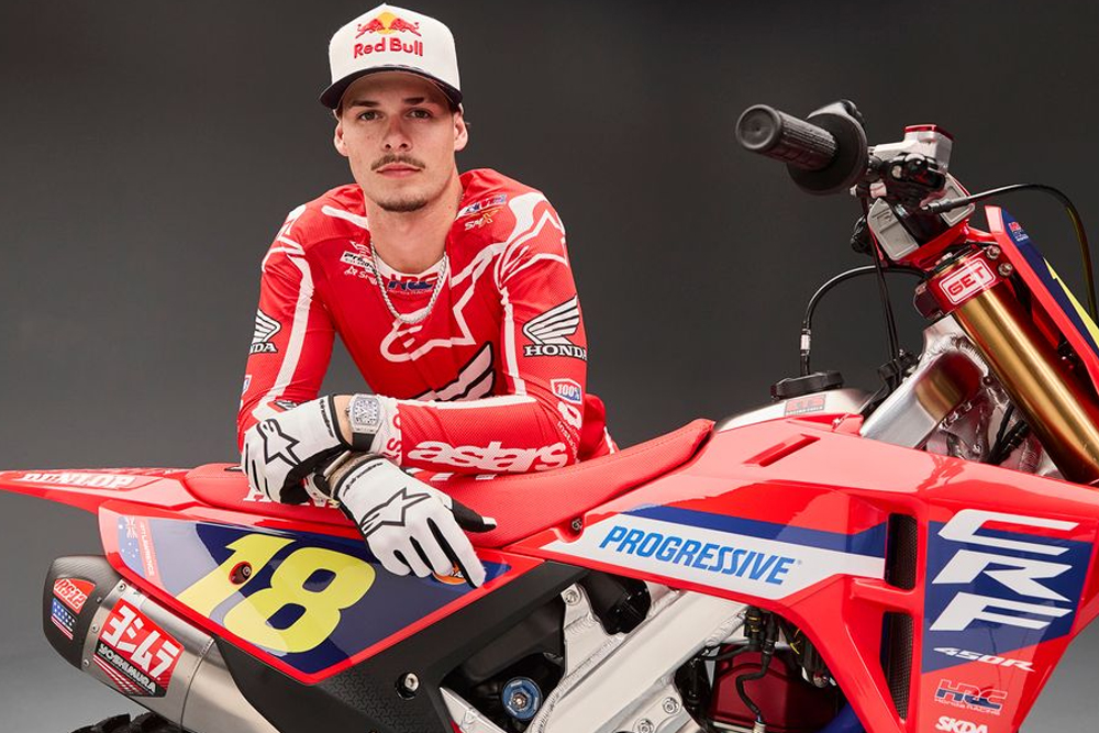 jett-lawrence-injured-2026-supercross-cycle-news