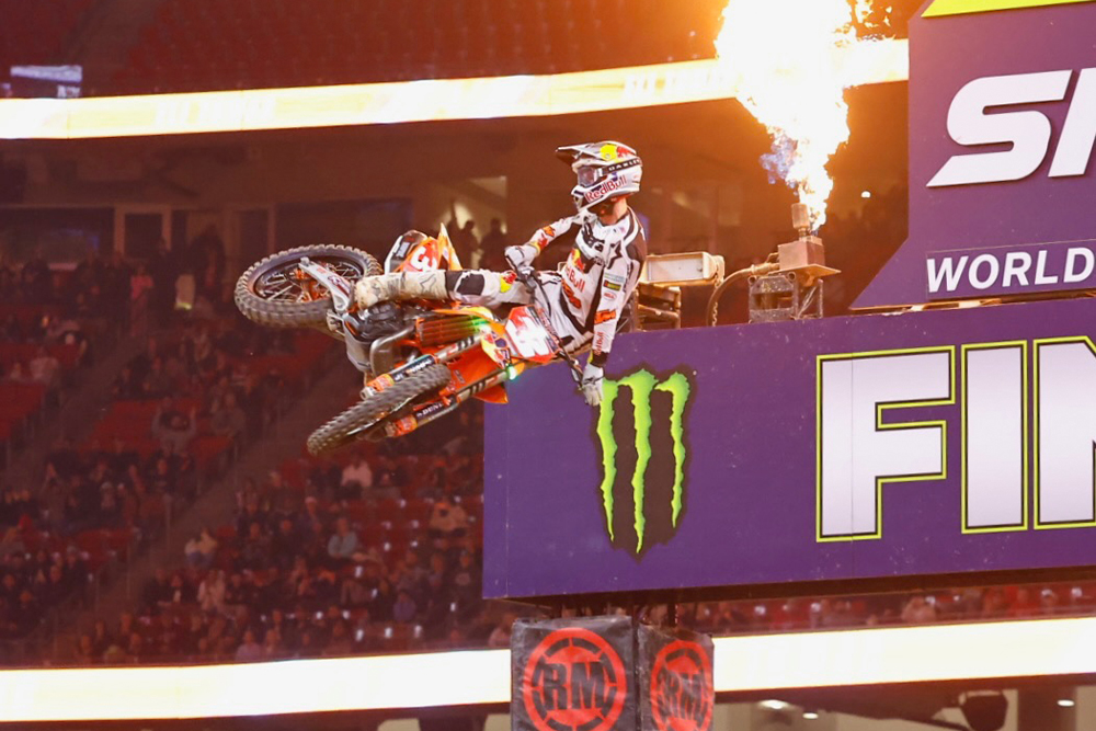 2026-houston-supercross-cycle-news-tomac