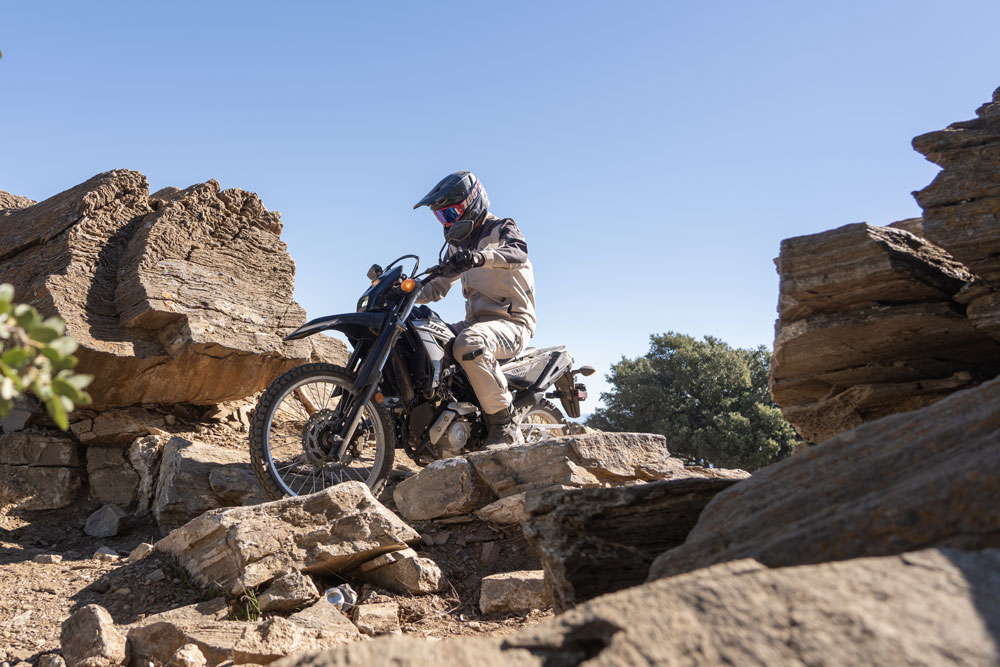 2026 Yamaha WR125R off-roading 2026 Yamaha WR125R off-roading