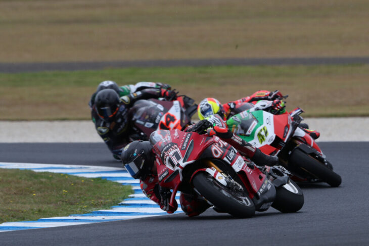 Bulega wins the Superpole race