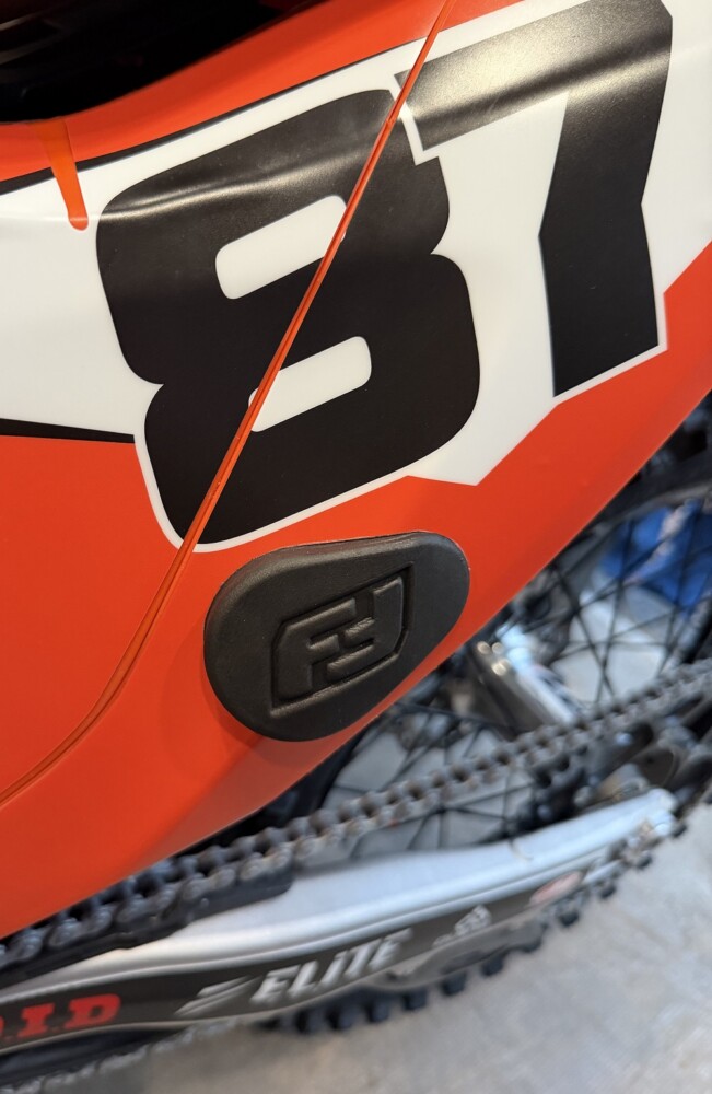 Fasst Company Gripper Stikkers installed