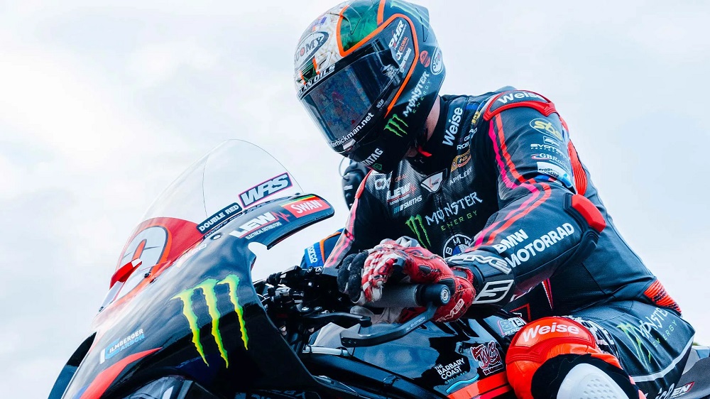 Peter Hickman and Davey Todd 8TEN Racing 2026 Isle of Man TT Races